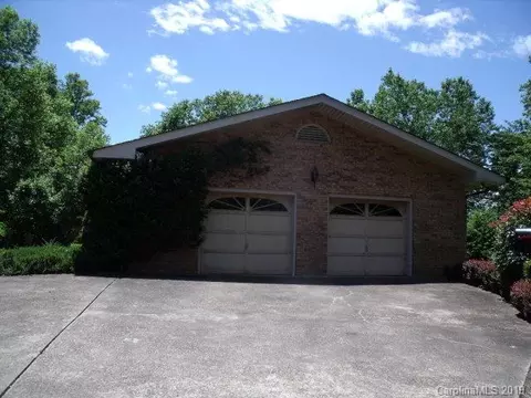 52 Waycaster Rd, Marion, NC 28752 photo 3