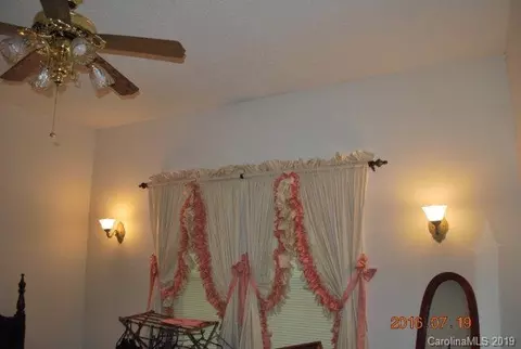 735 Baldwin Ave, Marion, NC 28752 photo 15