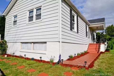 633 E Oak St, Marion, NC 28752 photo 23