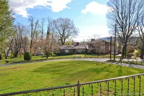 633 E Oak St, Marion, NC 28752 photo 24