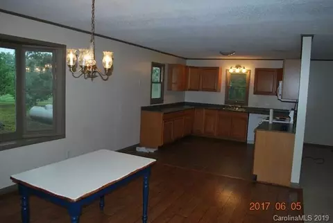 1059 Deer Park Rd, Nebo, NC 28761 photo 17