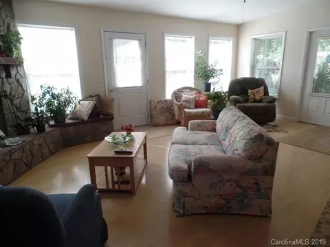 37 Comar Forge Rd, Marion, NC 28752 photo 5