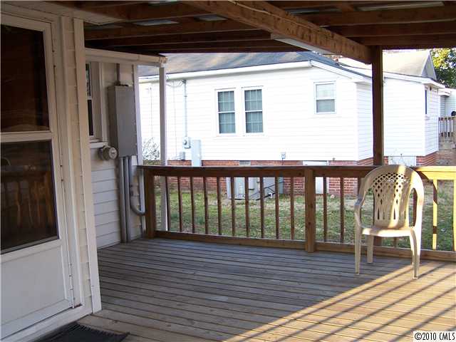 309 E 10th St, Kannapolis, NC 28083 photo 10