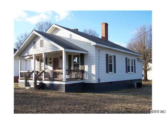 309 E 10th St, Kannapolis, NC 28083 photo 4