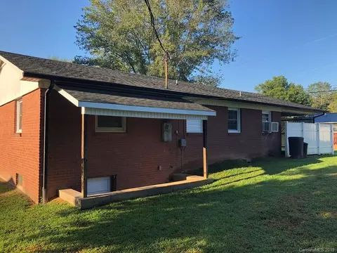 29 Davis Dr, Marion, NC 28752 photo 7