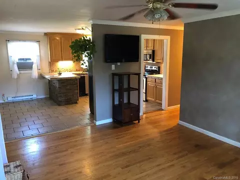 29 Davis Dr, Marion, NC 28752 photo 11