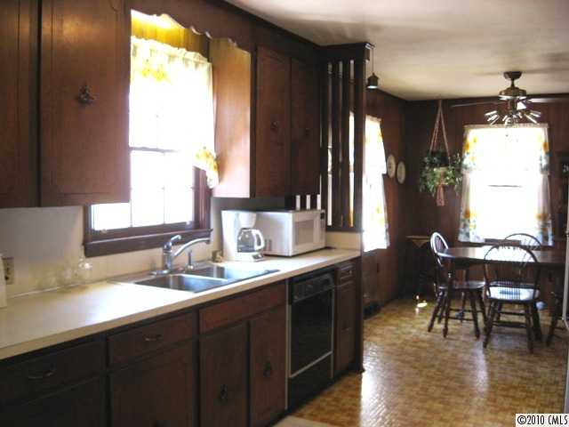 2564 Morningside Dr, Lancaster, SC 29720 photo 3