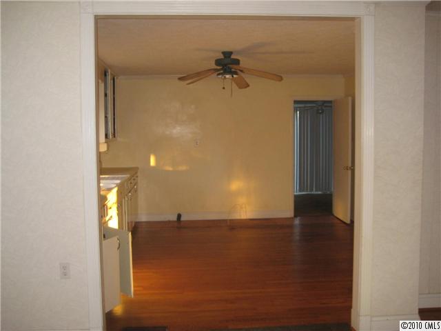 889 Perth Rd, Troutman, NC 28166 photo 4