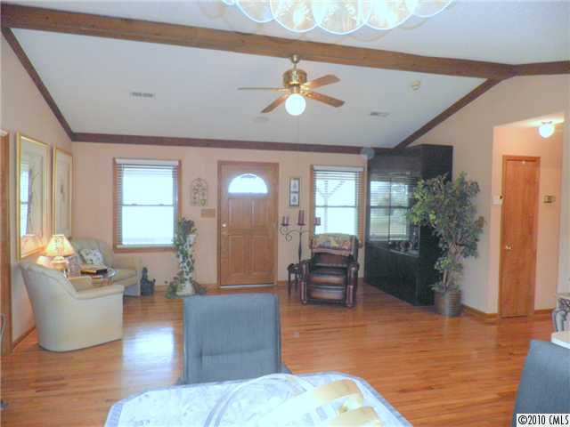 3554 Startown Rd, Maiden, NC 28650 photo 4