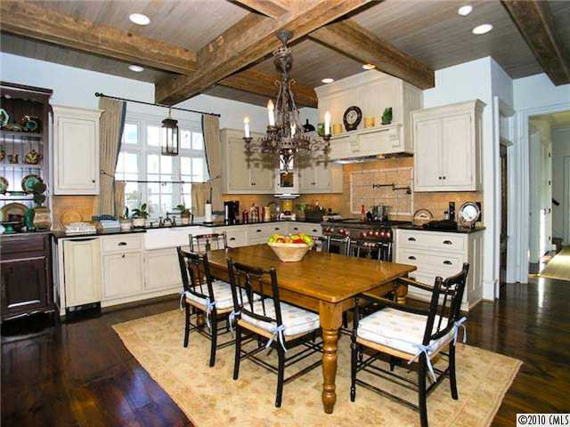 19011 Mountainview Dr, Cornelius, NC 28031 photo 6