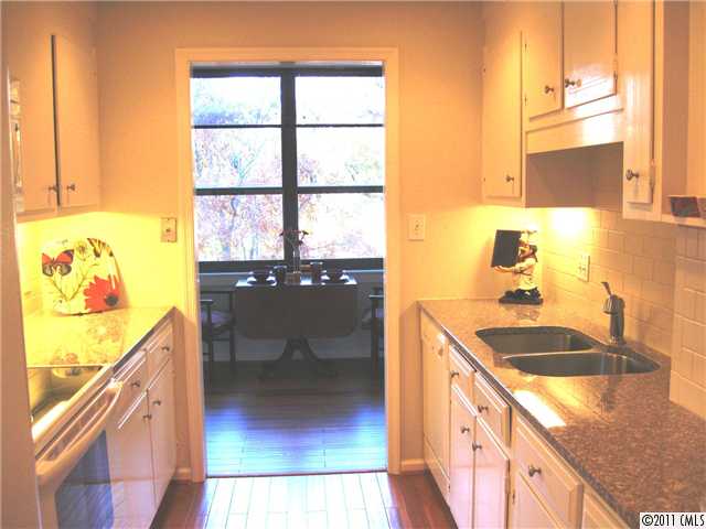 1530 Queens 404 Rd #404, Charlotte, NC 28207 photo 5