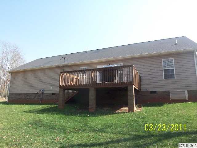 1750 NW Pipers Ridge Cir, Conover, NC 28613 photo 10