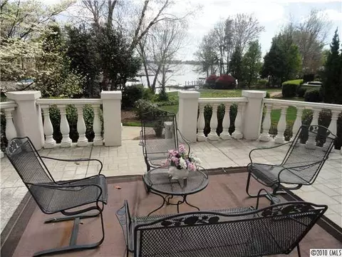 18344 Mainsail Pointe Dr, Cornelius, NC 28031 photo 10