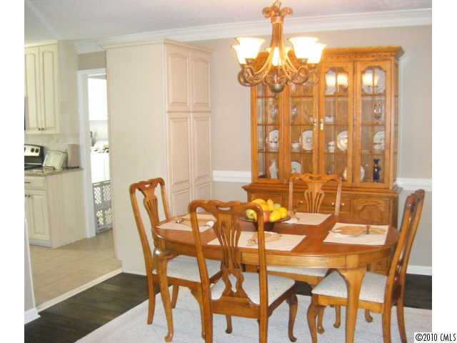 20801 Lagoona Dr, Cornelius, NC 28031 photo 4