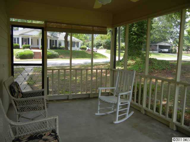 305 E Main Metesbou St #METES&BOU, Troy, NC 27371 photo 14