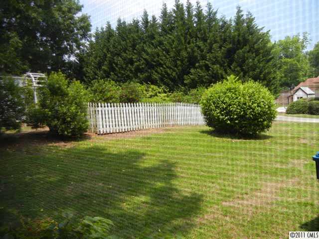 305 E Main Metesbou St #METES&BOU, Troy, NC 27371 photo 15