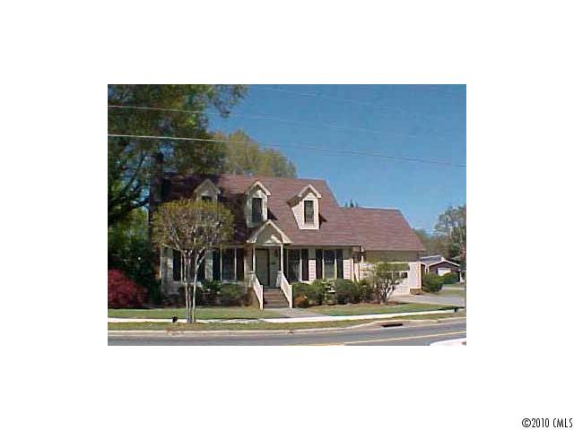 305 E Main Metesbou St #METES&BOU, Troy, NC 27371 photo 1