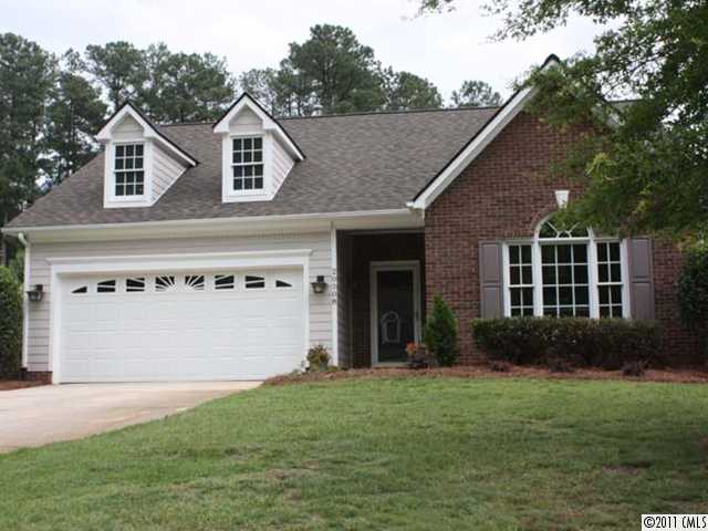 20508 Willow Pond Rd, Cornelius, NC 28031 photo 1