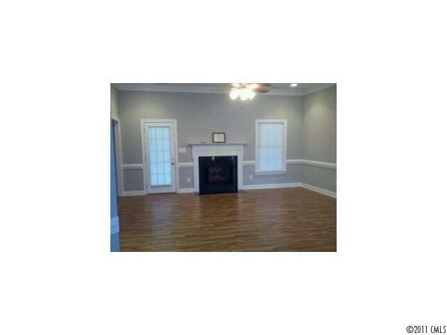 2032 Olde Towne Dr, Monroe, NC 28110 photo 4