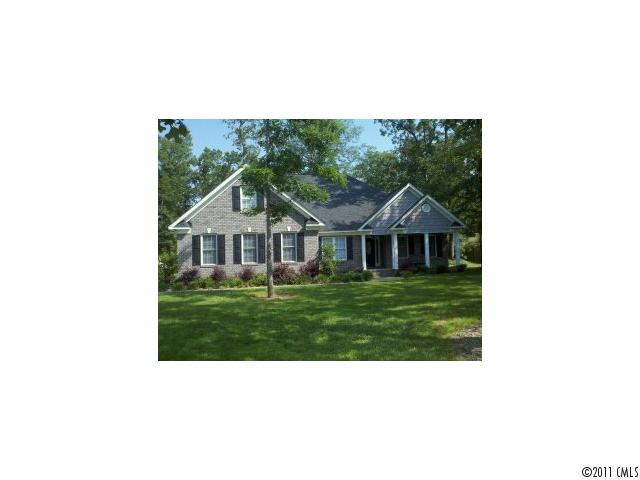 2032 Olde Towne Dr, Monroe, NC 28110 photo 1