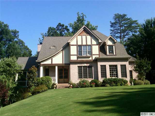 236 Ney Cir, Davidson, NC 28036 photo 1