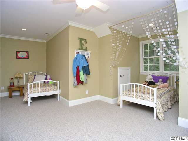 236 Ney Cir, Davidson, NC 28036 photo 13