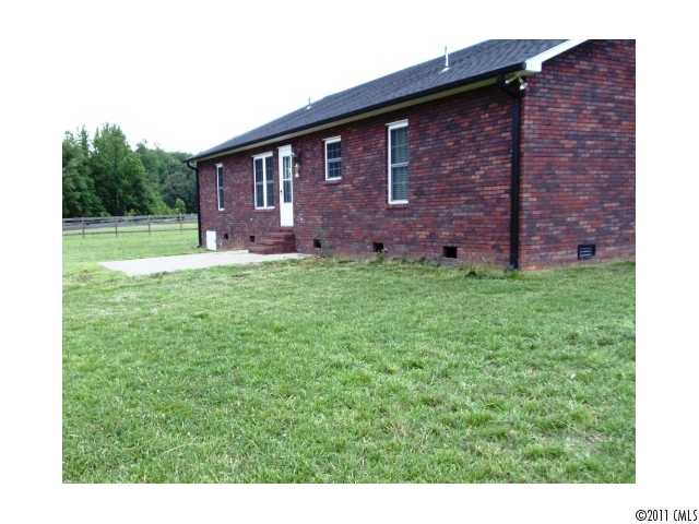 152 Echo Hill Ln, Salisbury, NC 28146 photo 4