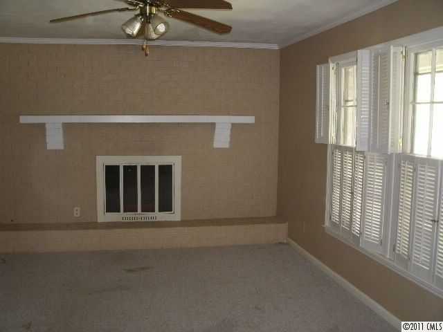 1021 Meadow Dr, Lancaster, SC 29720 photo 9