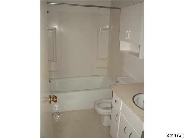 1021 Meadow Dr, Lancaster, SC 29720 photo 7
