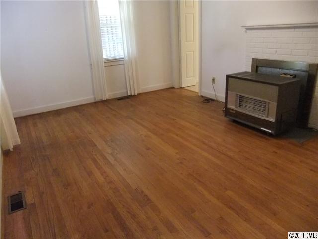 1003 Grace Ave, Lancaster, SC 29720 photo 4