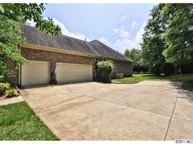5900 Meadowmere Dr, Monroe, NC 28110 photo 11