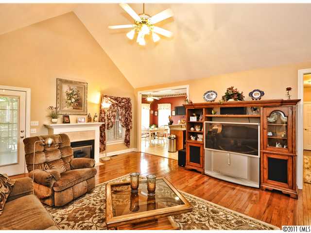 5900 Meadowmere Dr, Monroe, NC 28110 photo 3