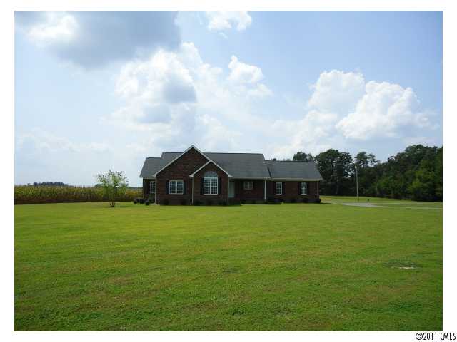 3902 Baucom Manor Rd, Monroe, NC 28110 photo 1