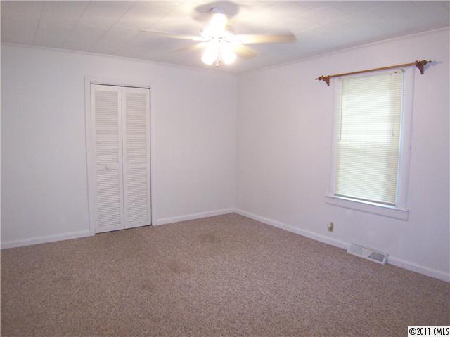 140 Beam St, Lawndale, NC 28090 photo 6