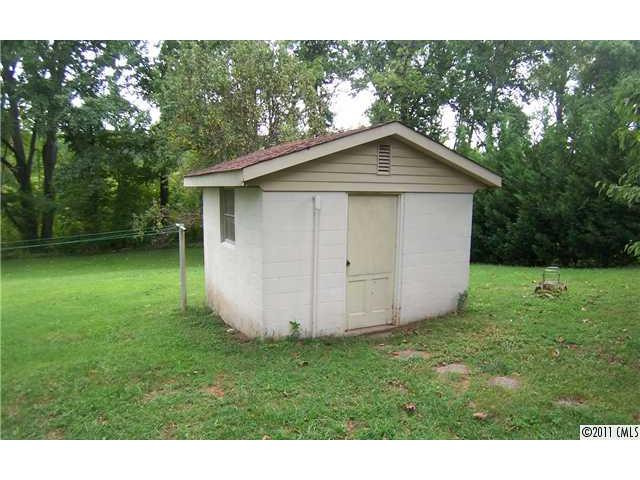140 Beam St, Lawndale, NC 28090 photo 9