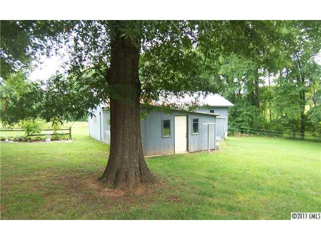 140 Beam St, Lawndale, NC 28090 photo 10