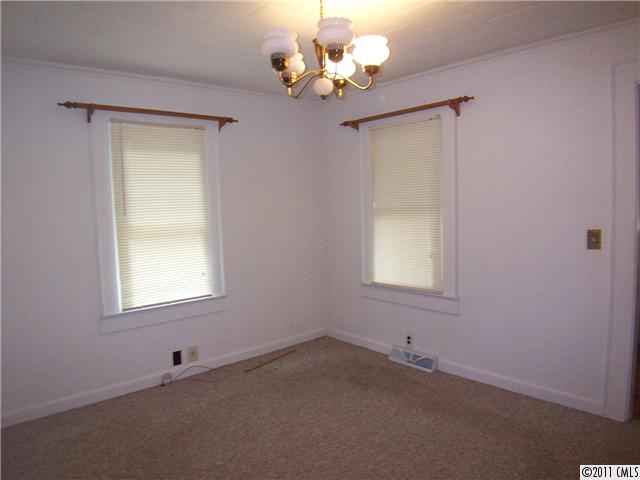 140 Beam St, Lawndale, NC 28090 photo 3