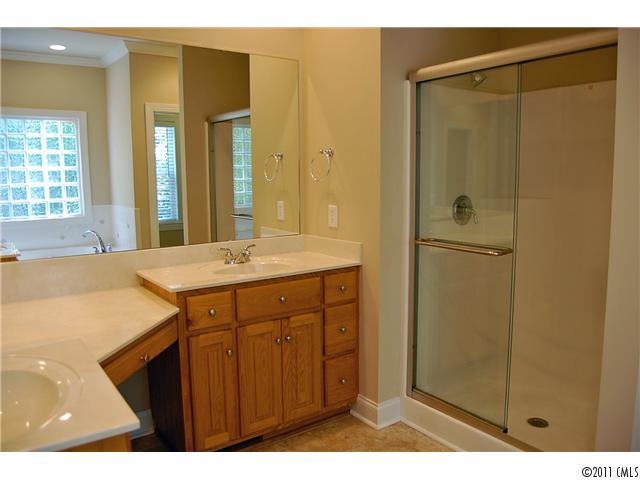 4027 Flint Dr, Lancaster, SC 29720 photo 9