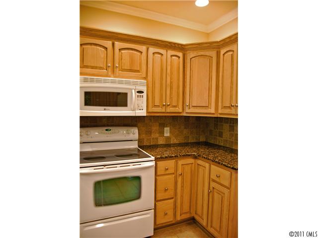 4027 Flint Dr, Lancaster, SC 29720 photo 4