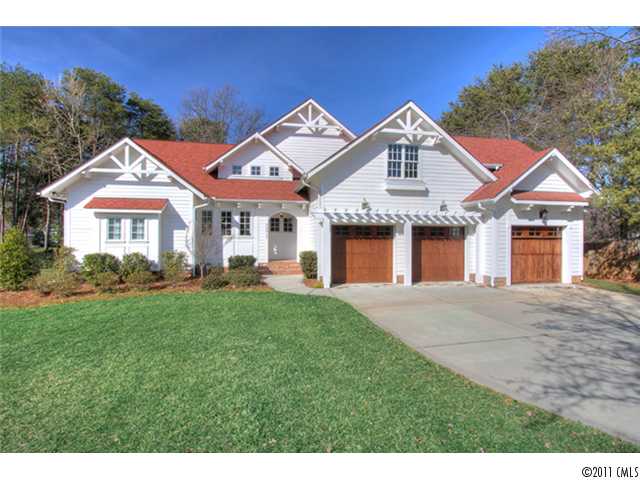 20517 Lagoona Dr, Cornelius, NC 28031 photo 1