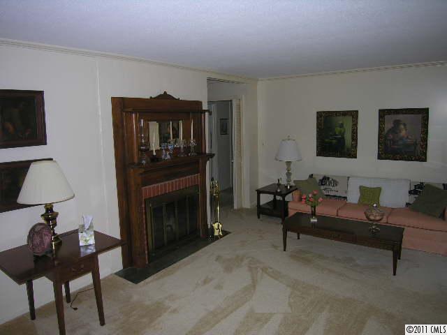681 Biscoe Rd, Troy, NC 27371 photo 2