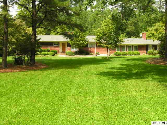 681 Biscoe Rd, Troy, NC 27371 photo 9