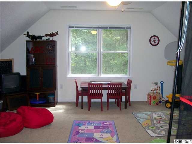 5547 Deer Run Ct, Davidson, NC 28036 photo 2