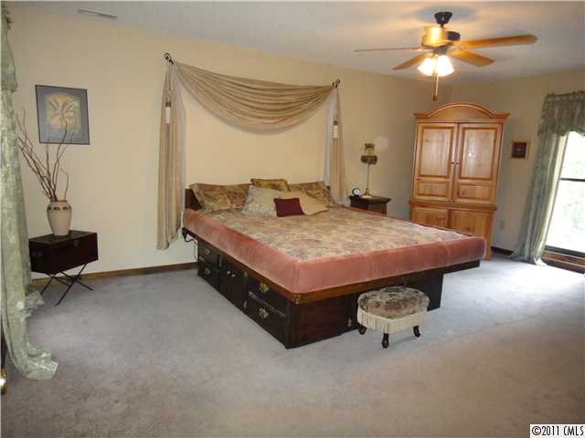 3702 Spring Dr, Midland, NC 28107 photo 9