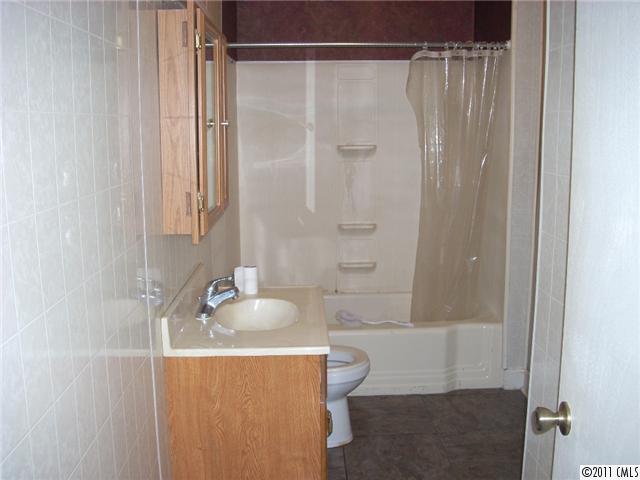 327 Central Ave, Kannapolis, NC 28081 photo 9