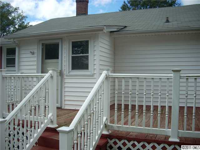 327 Central Ave, Kannapolis, NC 28081 photo 13