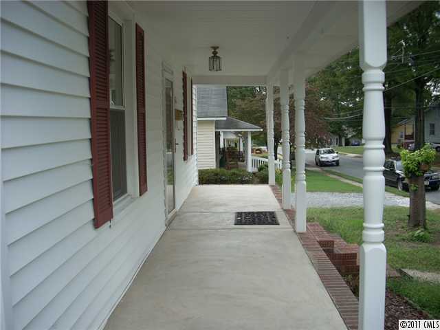 327 Central Ave, Kannapolis, NC 28081 photo 16