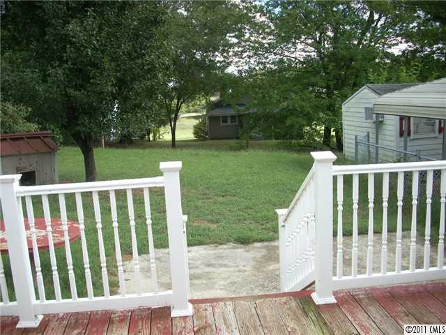 327 Central Ave, Kannapolis, NC 28081 photo 15