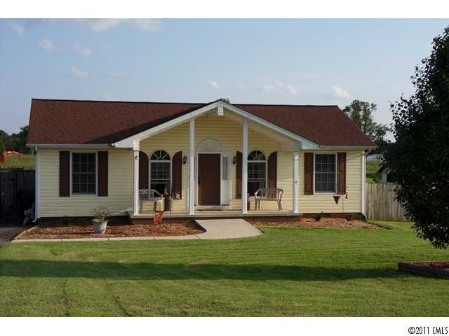 131 Speaks Rd, Olin, NC 28660 photo 1