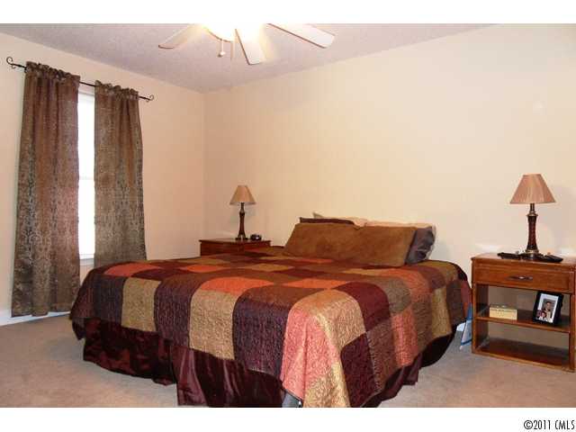 131 Speaks Rd, Olin, NC 28660 photo 5